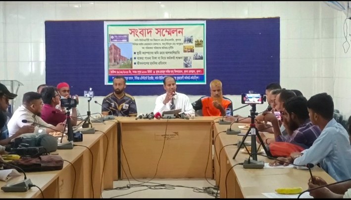 খুলনার এনইউবিটি’র সিনিয়র ভাইস চেয়ারম্যানের বিরুদ্ধে নানা অভিযোগ নিয়ে সংবাদ সম্মেলন
