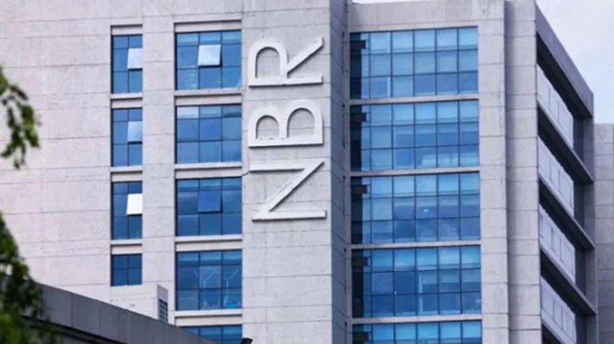 ২৯৯ কোটির কর হয়ে যায় ৩৩ কোটি টাকা